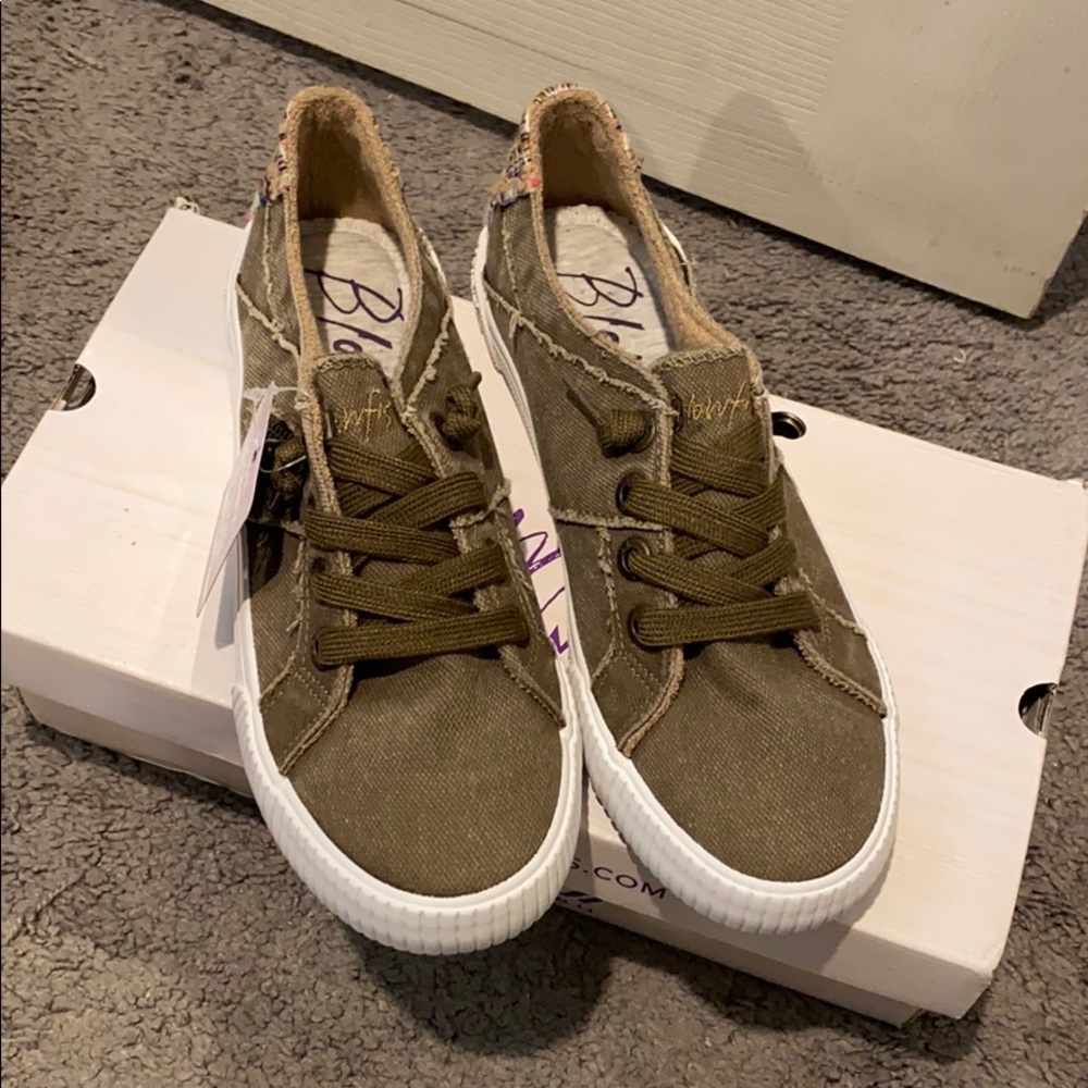 Blowfish malibu sneakers